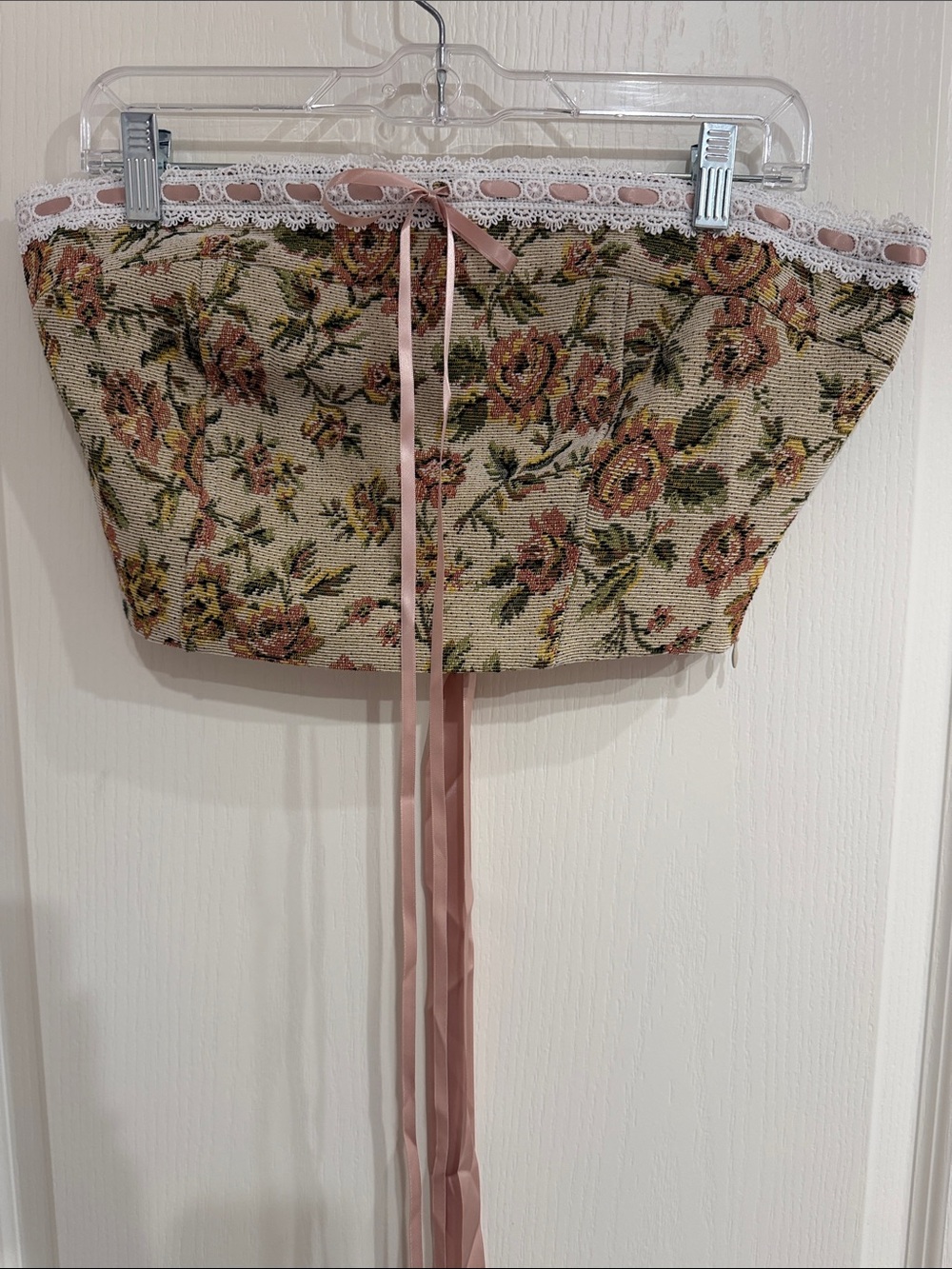 The Vintage Shop Floral Tapestry Crochet Lace Trim Crop Top in Pink and Cream